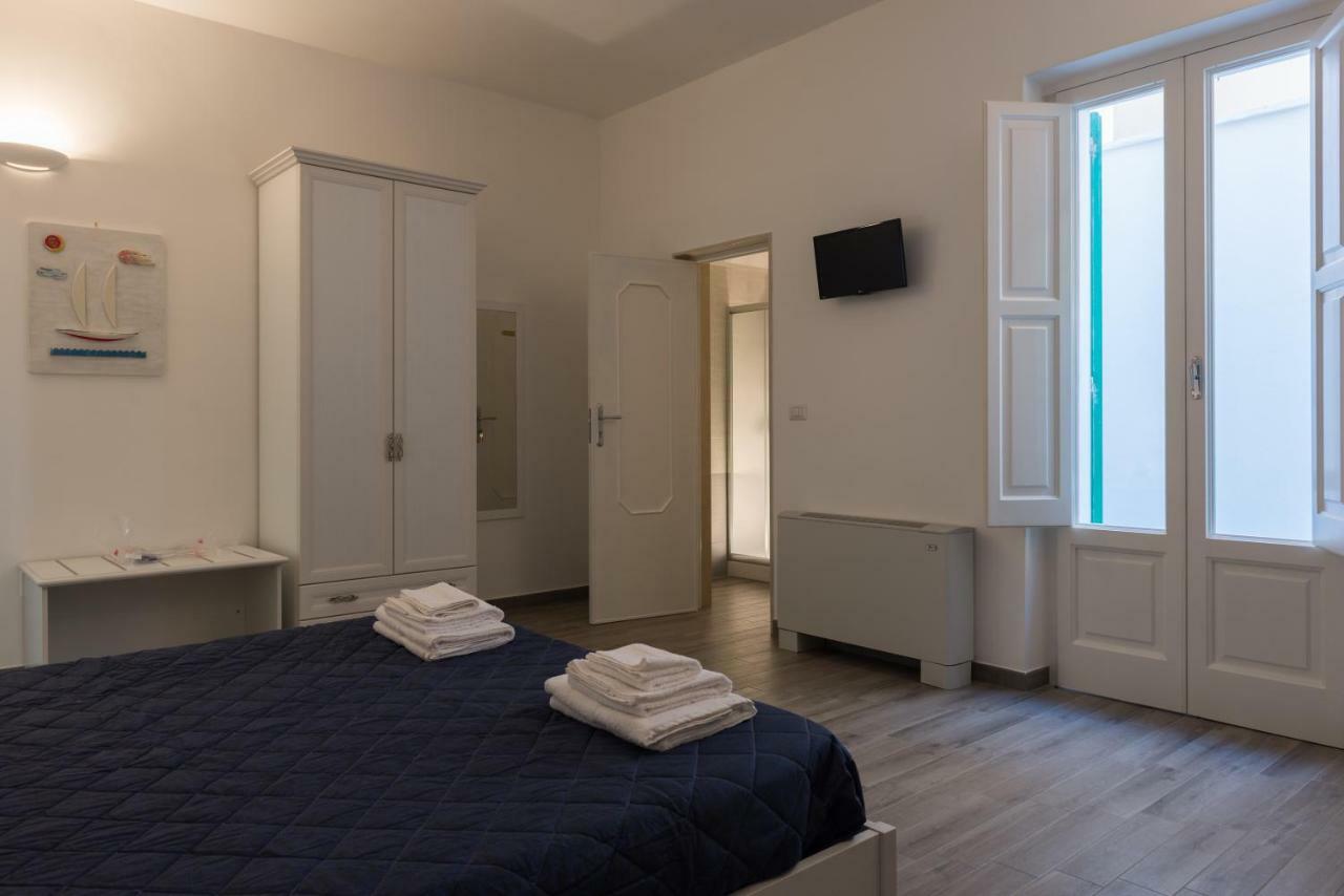 B&B Rotta Mediterranea Monopoli Eksteriør billede